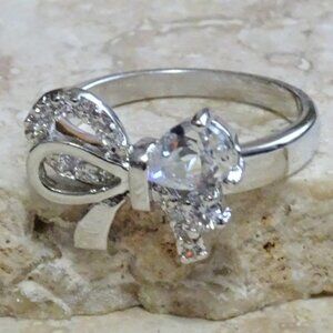 Cubic Zirconia Rhinestone Bow Fashion Ring Sz 7 or sz 8